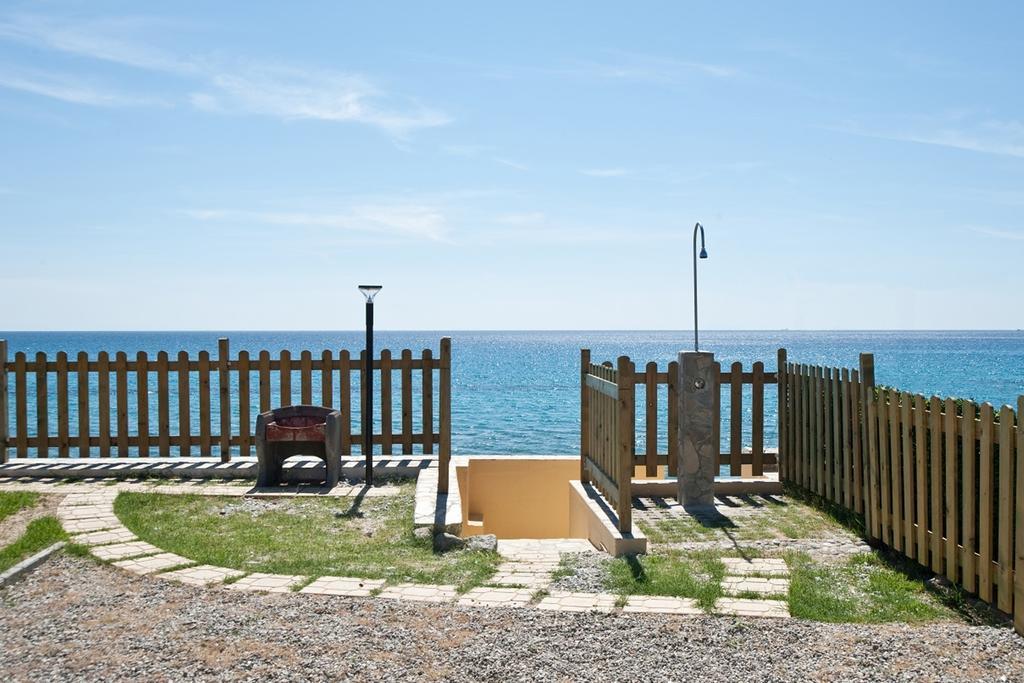 Le Casette Sul Mare 카포바티카노 외부 사진